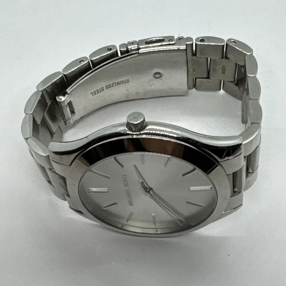 Michael Kors Slim Runway MK3178 Women's Silver Analog Dial Quartz Watch JNA609